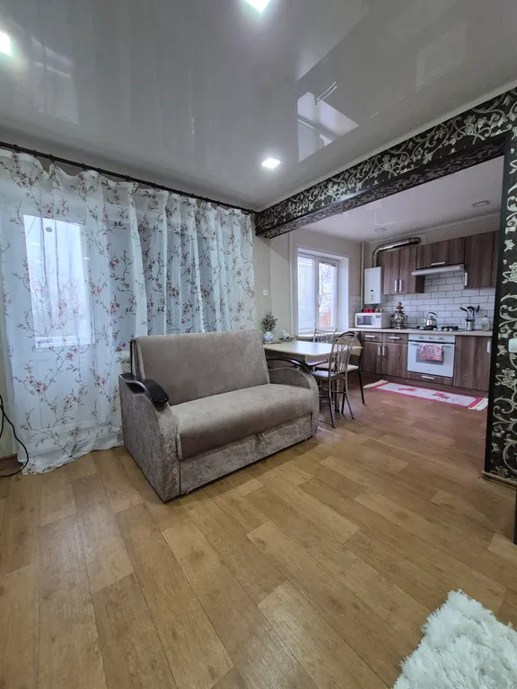 Евро двушка 2 этаж, удобный заезд с М2 и М4, жалюзи блэкаут