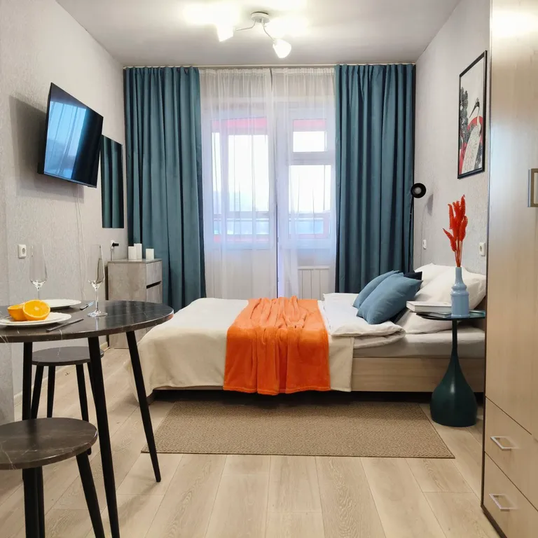 Квартира Квартира Уютная студия с прекрасным видом на парк Прищепка — Красноярск