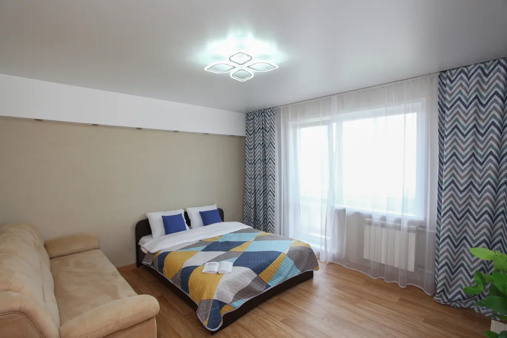 Солнечная квартира рядом с ТРЦ Планета — аренда посуточно в Красноярск