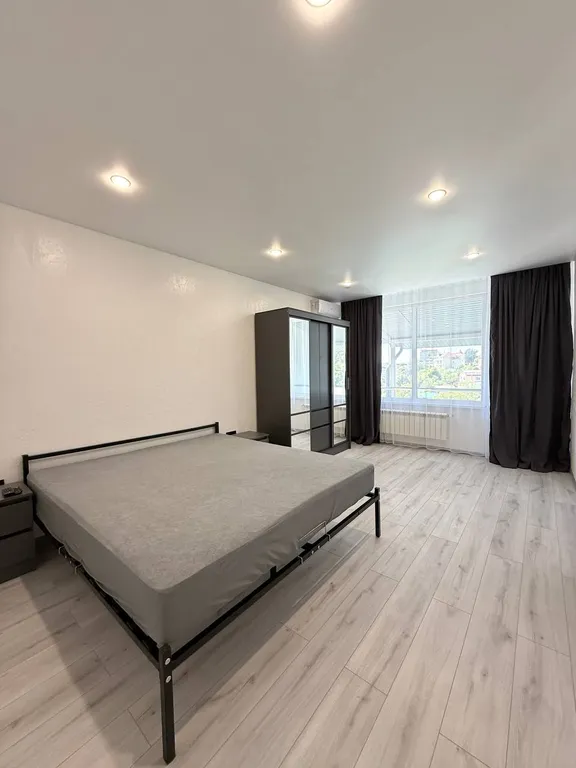 Коттедж с бассейном, спортзалом, барбекю в центре Сочи