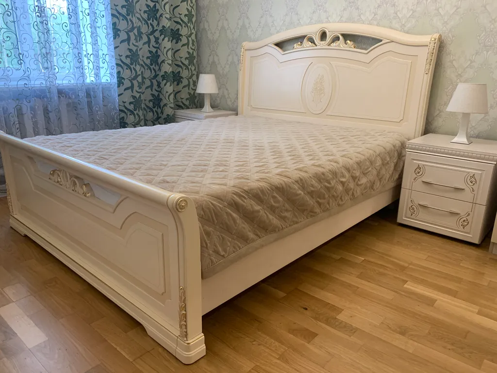 Трехкомнатная квартира посуточно в Тюмени