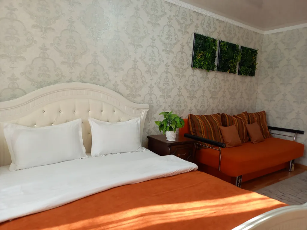 Оранжевый мир