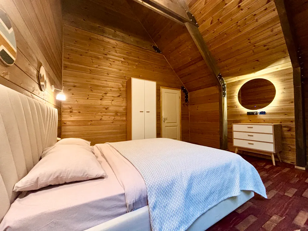 2эт. квартира 110м², вид на озеро и горы