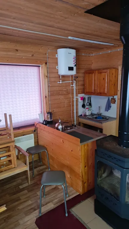 Домик на берегу залива Ладожского озера