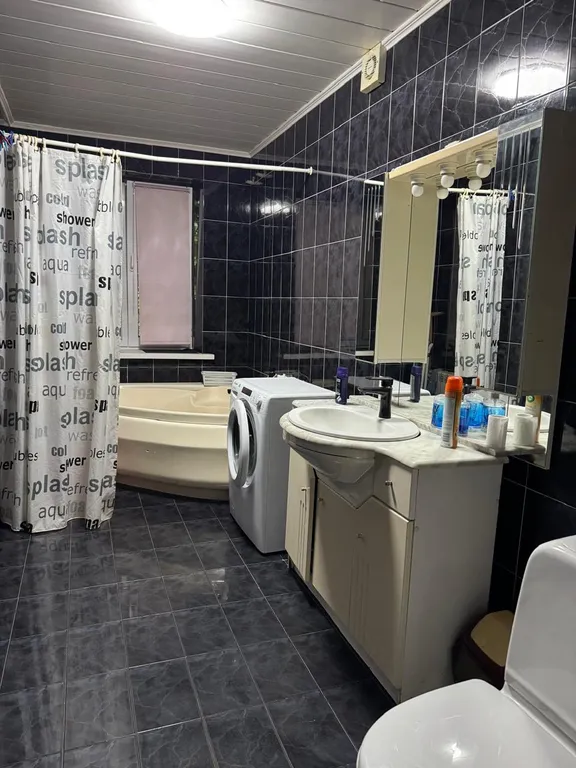 4-комнатная Квартира