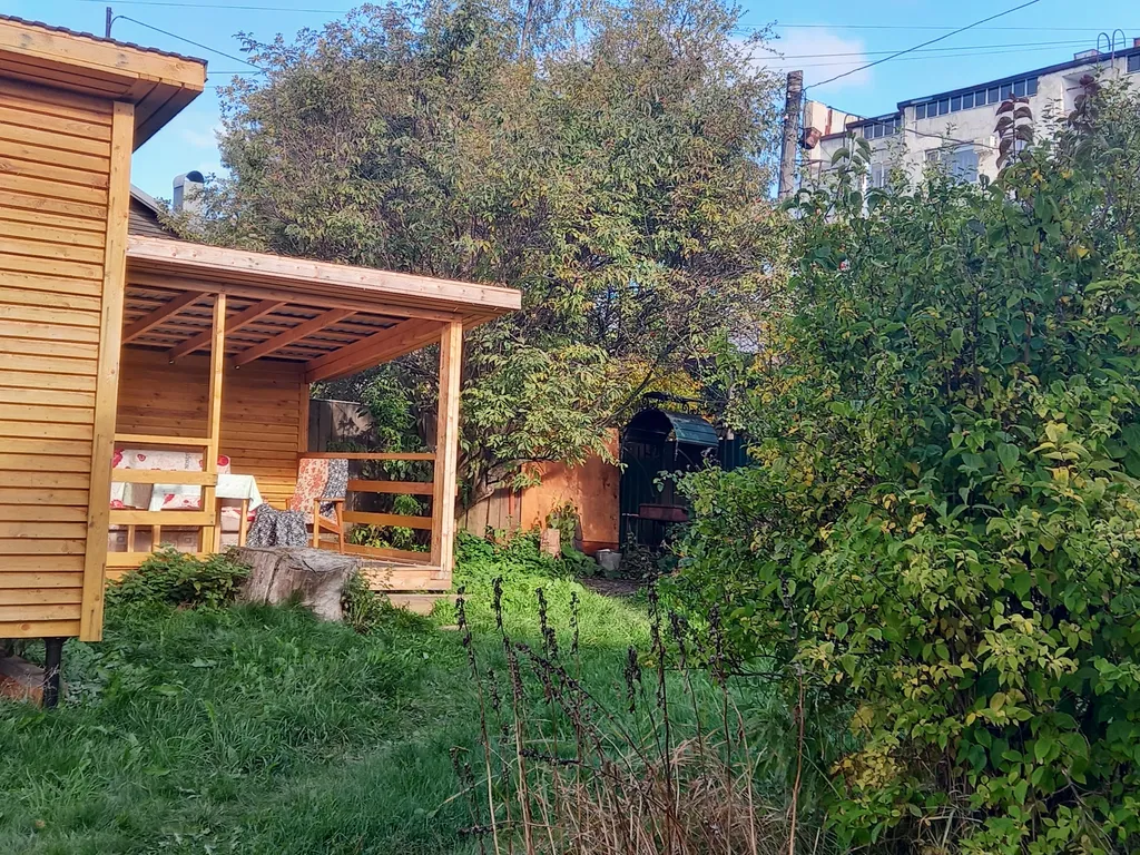 Часть дома в городе