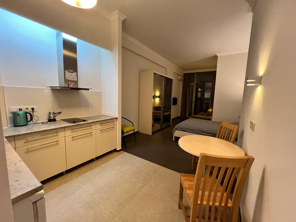 Tbilisi Vake Center Tennis Court Apt 8L