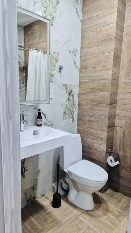 Студия с бассейном на территории