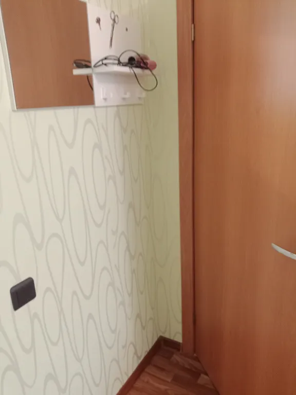 Квартира в новом доме на берегу реки. Парковка свободная.