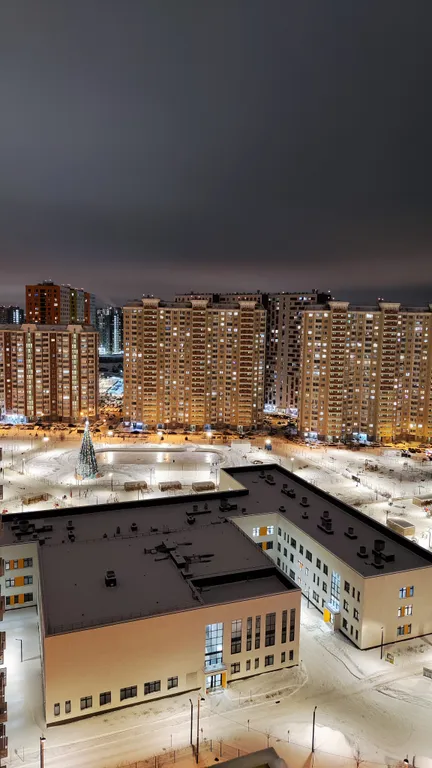 Симпатичная студия на высоком этаже