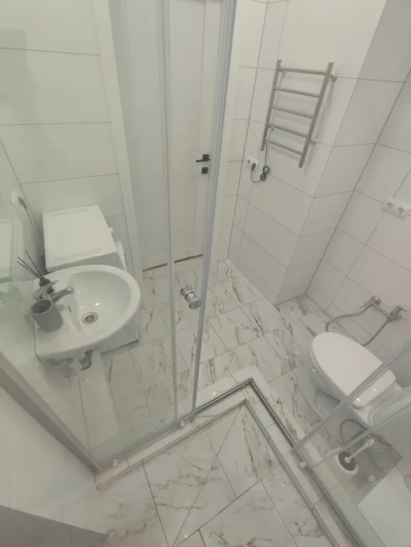 Новая студия в ЖК Гелиос с тренажёрным залом