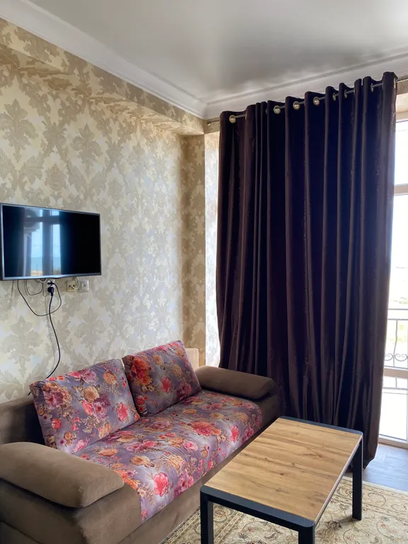 Первая береговая, балкон с видом на море