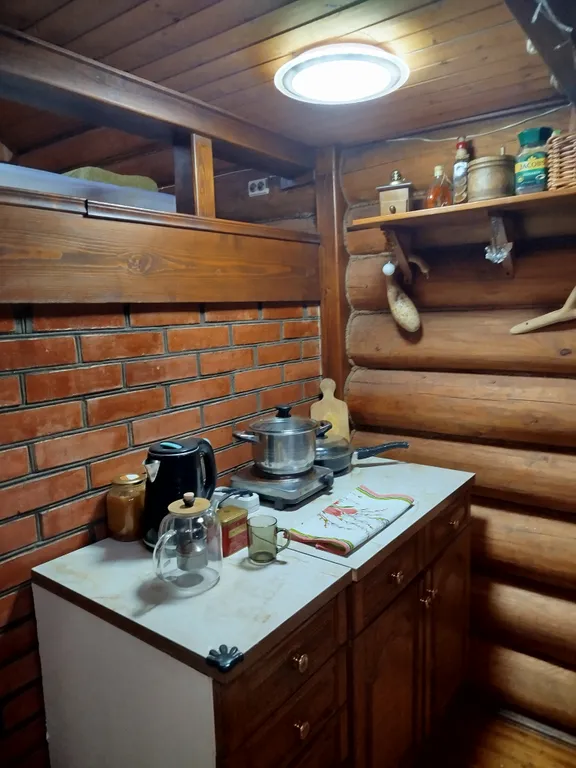 Теплый, уютный дом для семьи и небольшой компании