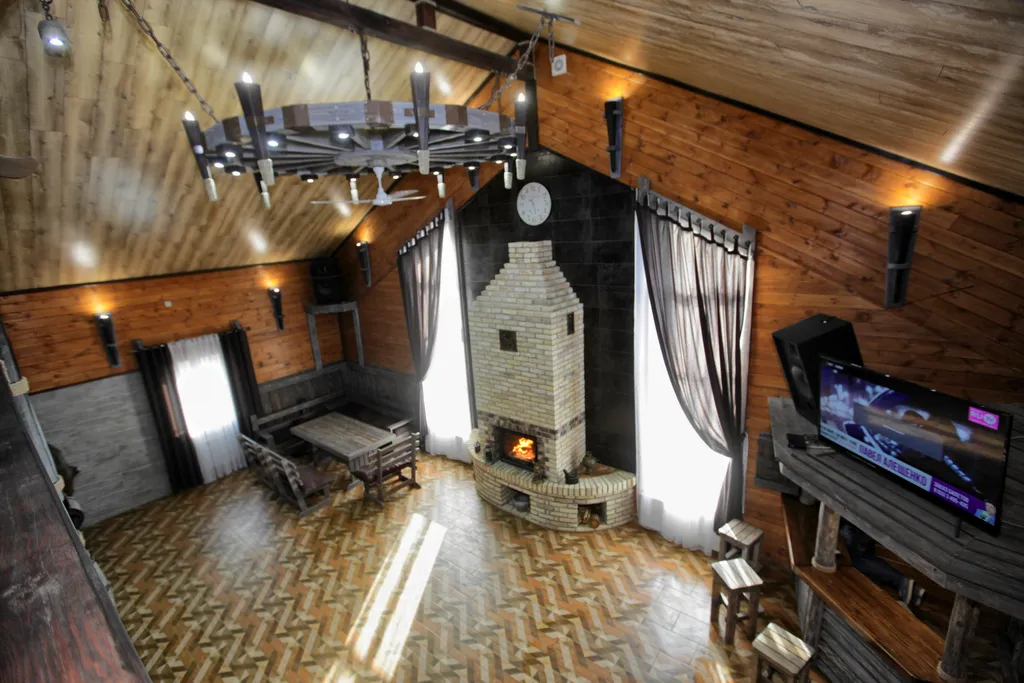 Дом с камином