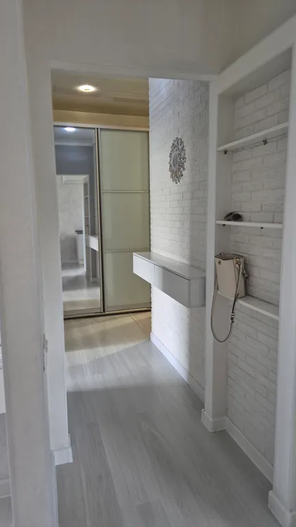 Квартира Уютная квартира с большой кухней-гостиной в современном доме — Севастополь