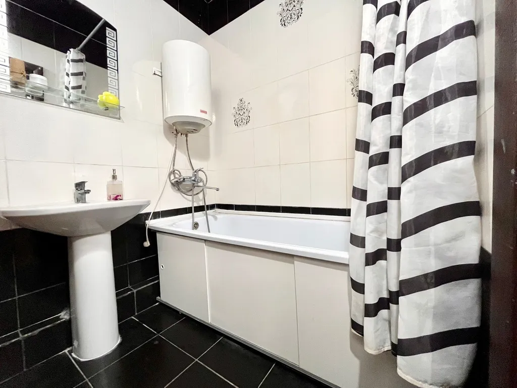 Квартира Квартира 2-комнатная рядом с Парком Галицкого — Краснодар