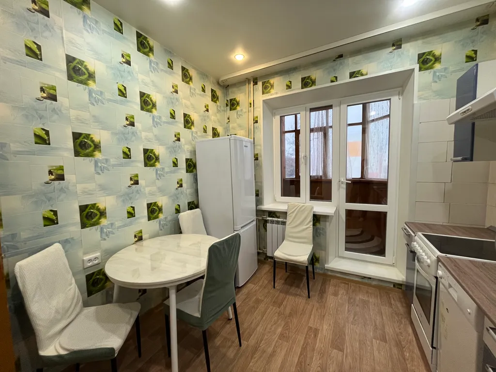 Отличная двухкомнатная квартира в центре Ноябрьска