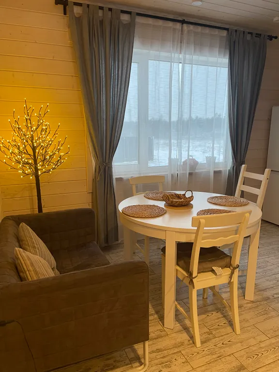 Уютный загородный коттедж недалеко от Игоры