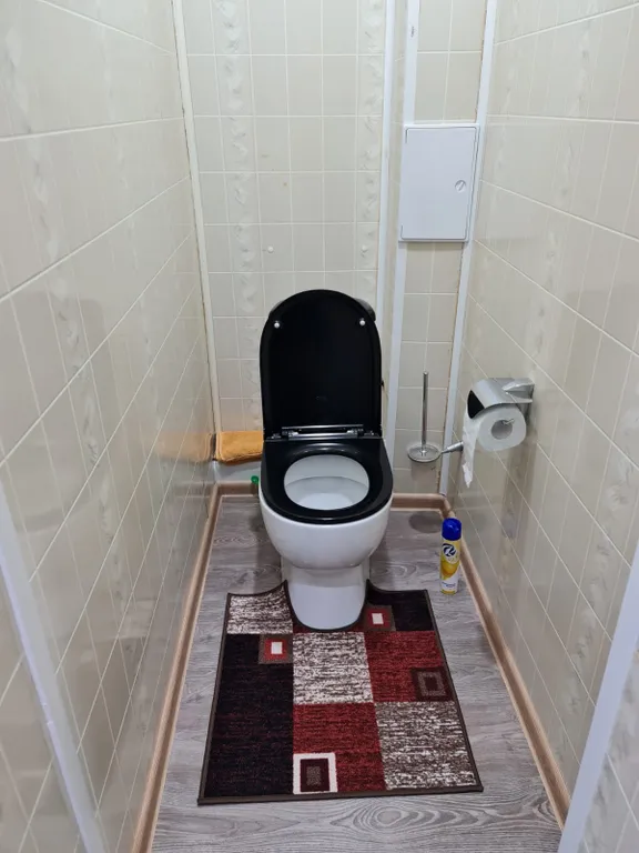 Сталинка во дворе головного офиса норникеля