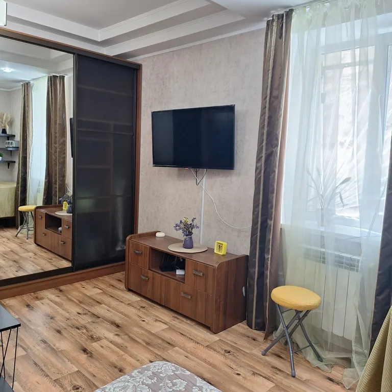 Уютная квартира рядом с жд вокзалом