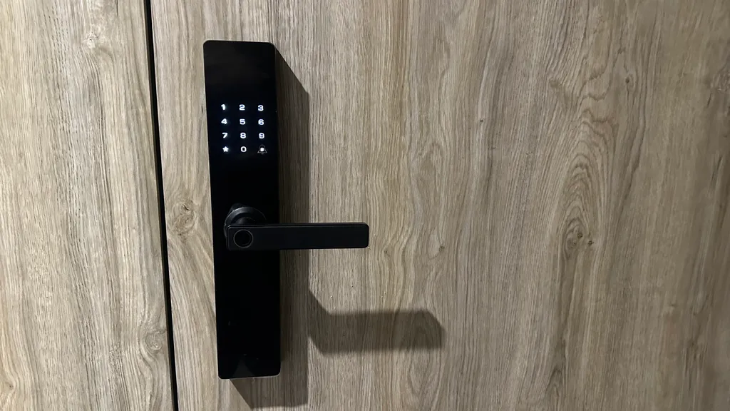 Квартира Квартира Студия с панорамным видом на реку Кубань и на Кавказский хребет — Краснодар