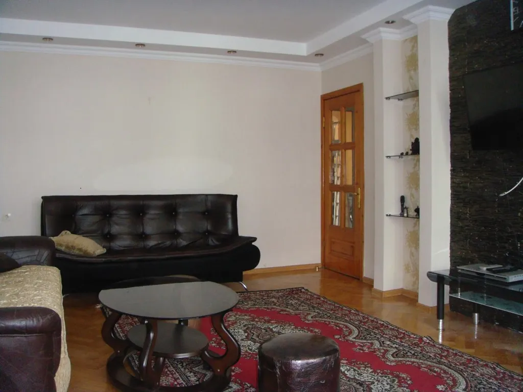 3-комнатная Квартира