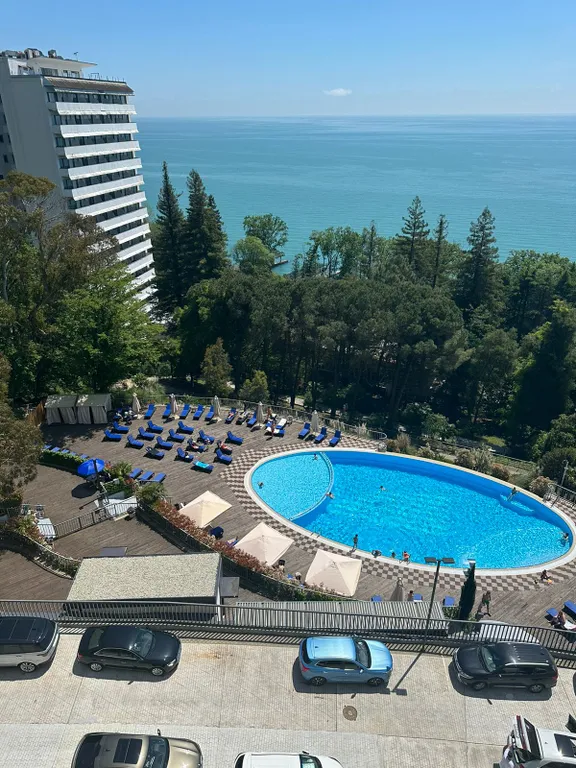 Актёр Гэлекси 2-комнатный апартамент