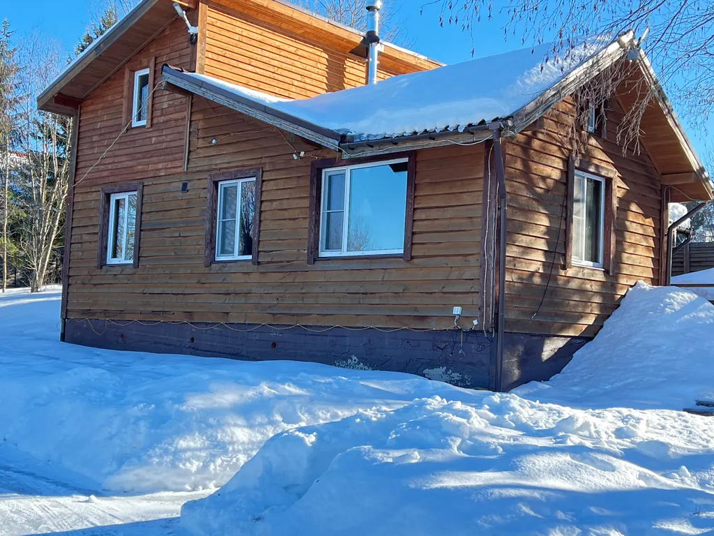 Уютный коттедж у озера