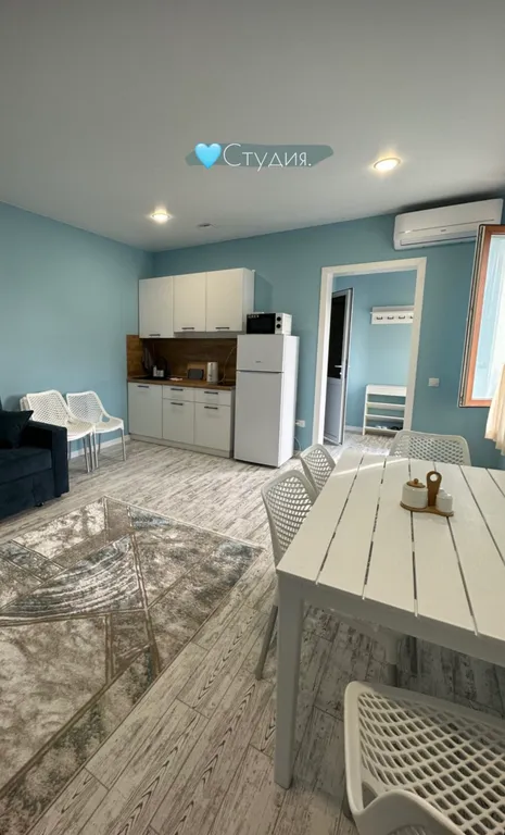 Уютный дом у моря