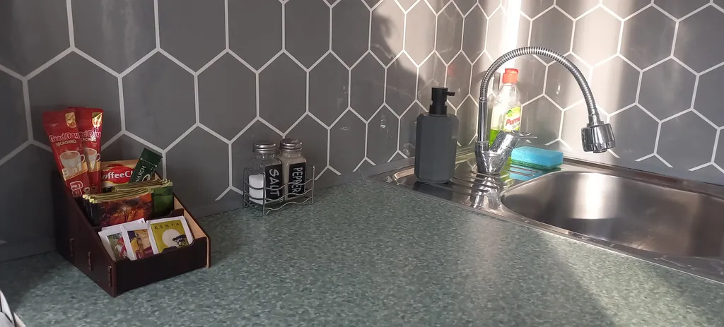 Самый центр, второй этаж, большая парковка