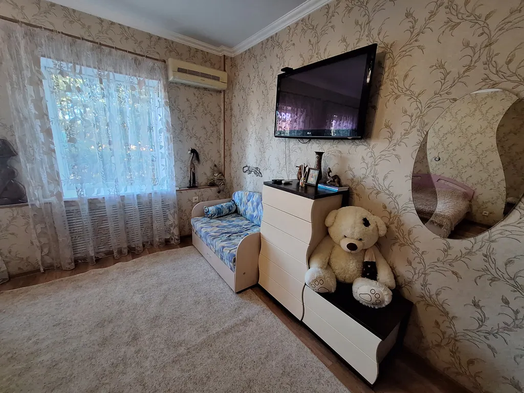 Частный сектор рядом с морем