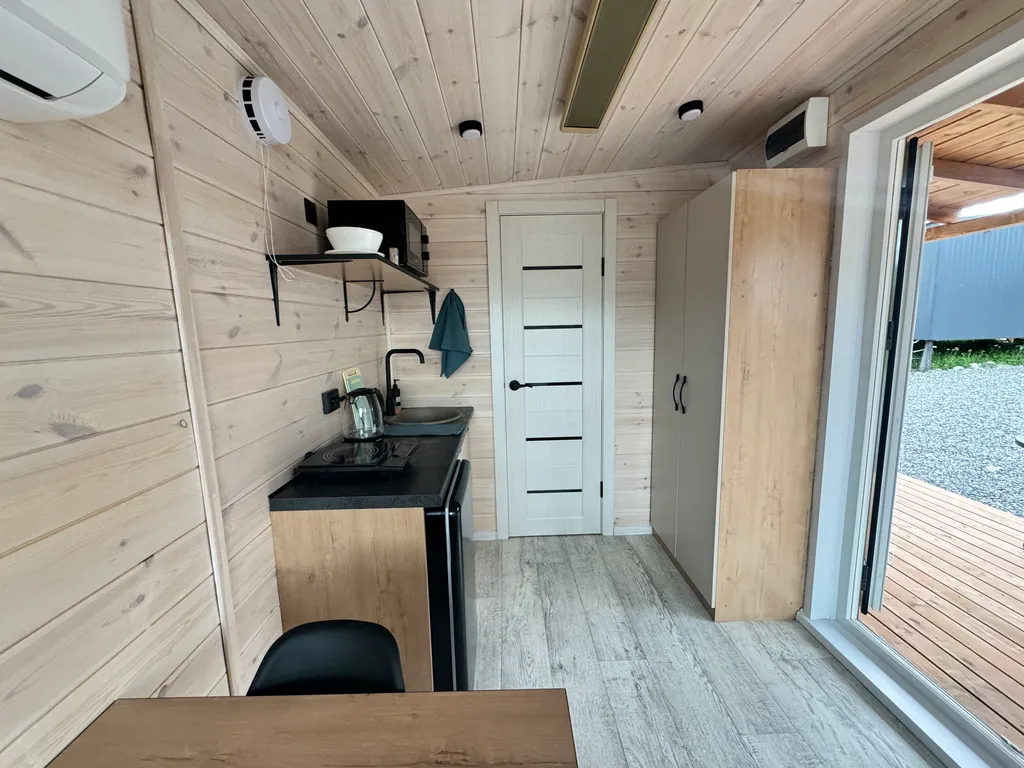 Домик с видом на горы