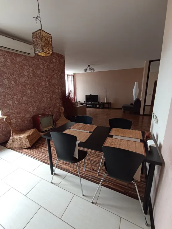 Cтудия 54 кв м . Панорама на Мещеру, парковка , метро