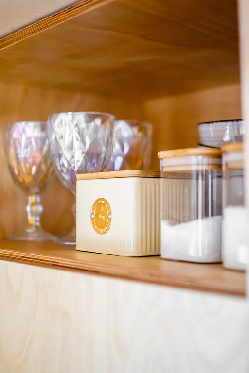 Коттедж Уютный двухуровневный домик с панорамными окнами на лес — Глинка