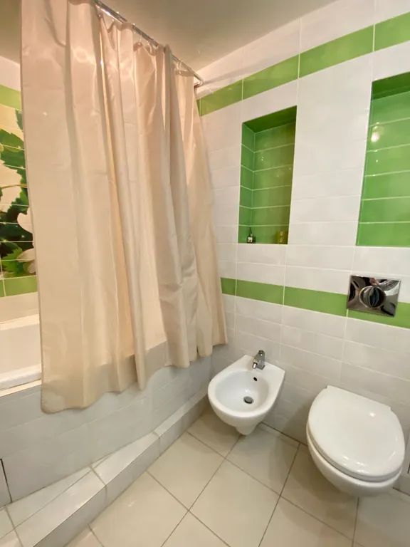 Очень просторная квартира свободной планировки