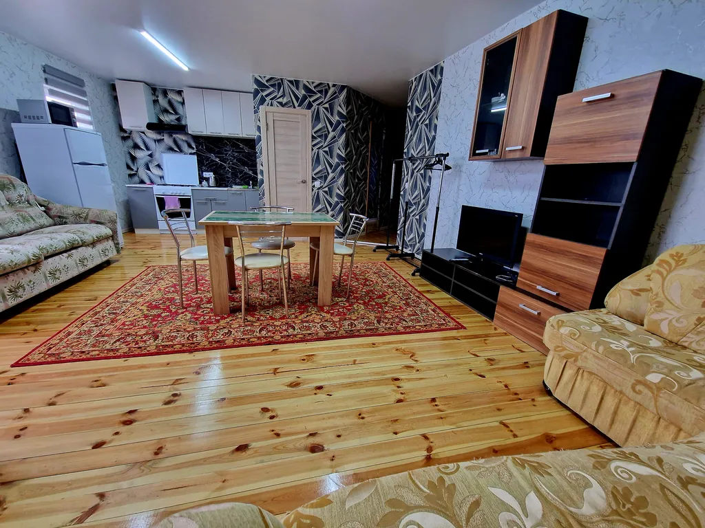 1-комнатная квартира со всеми удобствами в зеленой части города!