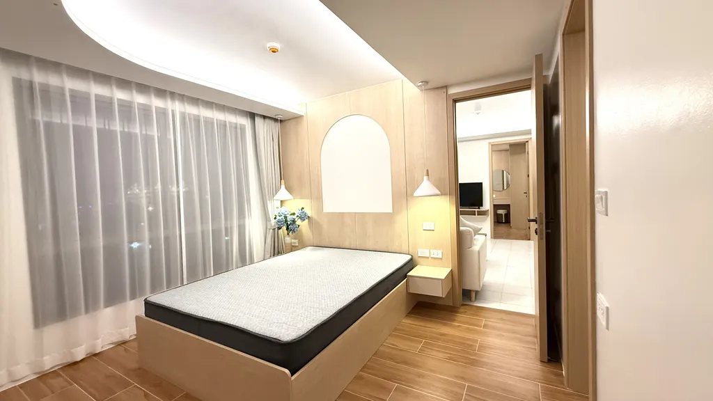 Двухкомнатная квартира у пляжа Камала с рабочим кабинетом, бассейном, залом