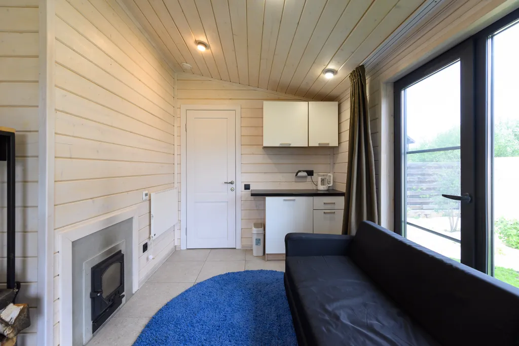 Райский дом у озера