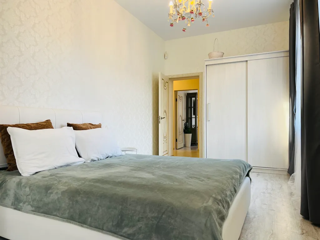 Уютная квартира с видом на сосновый лес