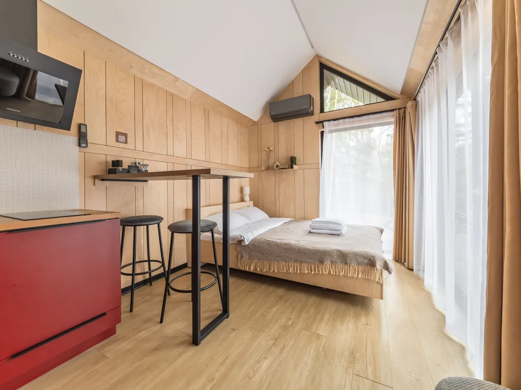 Уютный домик в лесу с купелью фурако и мангалом