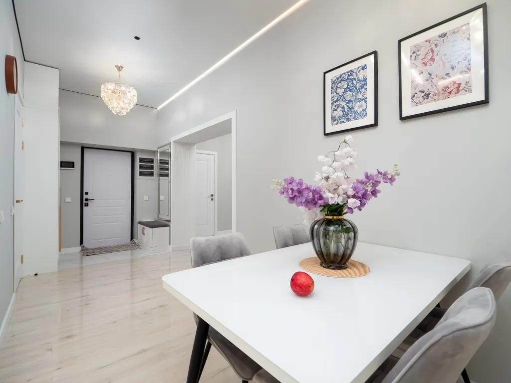 3-комнатная квартира в районе "Mega Alma-Ata"