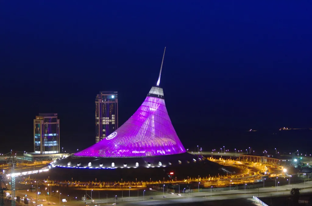 Квартира Апартаменты возле Хан-Шатыра — главной достопримечательности Астаны — аренда посуточно в Астана (Нур-Султан)