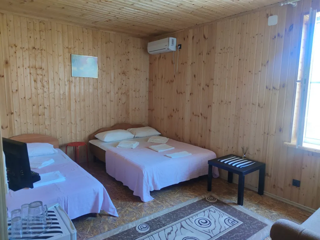 Квартира Семейный номер — аренда посуточно в Голубицкая