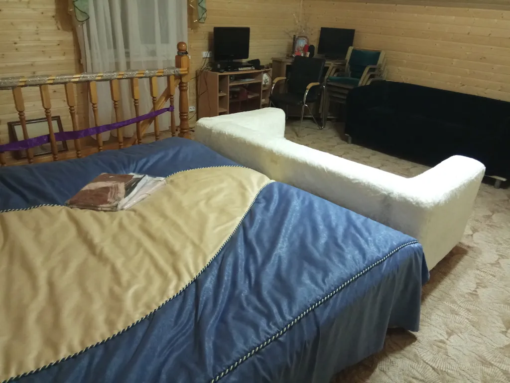 Дом-баня на дровах в деревне