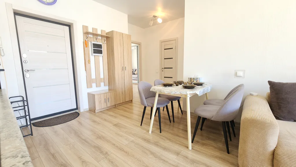 Уютная евротрешка с двумя балконами