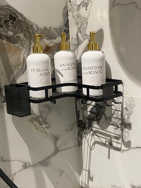 Дом на берегу озера