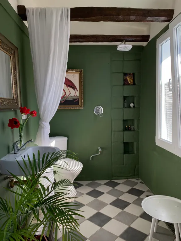 Квартира Уютная 2к квартира в жилом частном доме в курортной зоне — Евпатория