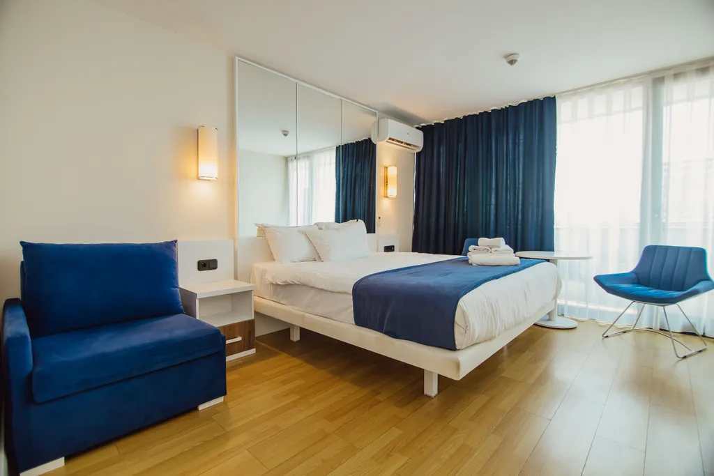 Апартаменты с видом на море, на первой линии