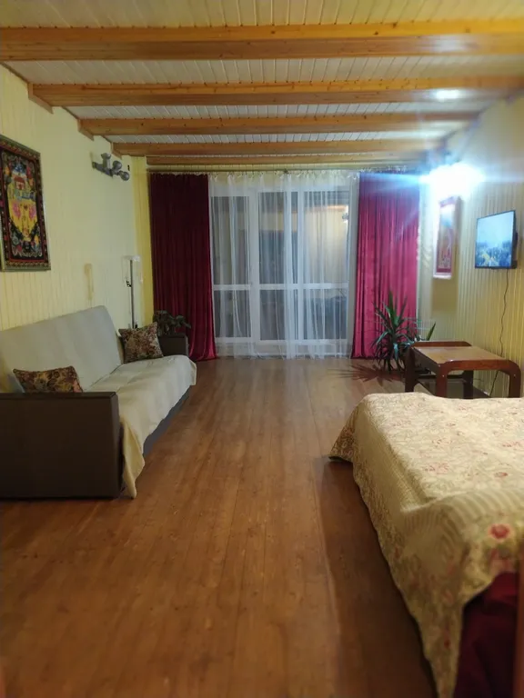 Хорошая квартира в центре города — аренда посуточно в Вельск