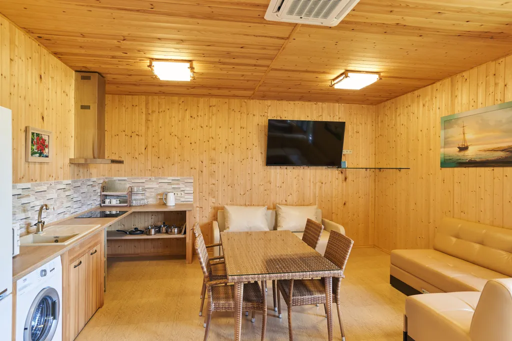 Коттедж Деревянный дом с личным бассейном в усадьбе Можжевеловый дворик — Айвовое